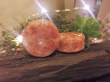 Charger l'image dans la galerie, 29.70mm Sunstone plugs