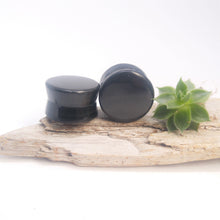 Charger l'image dans la galerie, 3/4" Rainbow Obsidian ear plugs