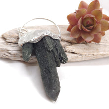 Load image into Gallery viewer, Hedenbergite cluster necklace