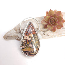 Charger l'image dans la galerie, Leopardskin Jasper necklace