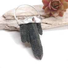 Load image into Gallery viewer, Hedenbergite cluster necklace