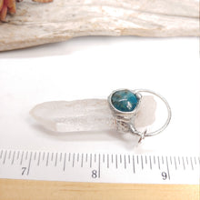 Charger l'image dans la galerie, Himalayan Quartz with Apatite necklace