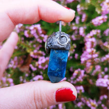 Load image into Gallery viewer, Blue Apatite point with old stock Chilean Chrysoprase necklace