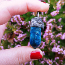 Load image into Gallery viewer, Blue Apatite point with old stock Chilean Chrysoprase necklace