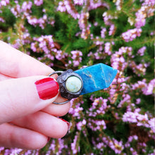 Load image into Gallery viewer, Blue Apatite point with old stock Chilean Chrysoprase necklace