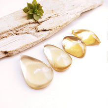 Charger l'image dans la galerie, Citrine cabochons (not heat treated)