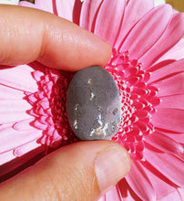 Charger l'image dans la galerie, Dryhead Agate freeform cabochon