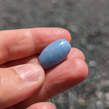 Lade das Bild in den Galerie-Viewer, Angelite bead
