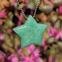 Load image into Gallery viewer, Aventurine Large Star pendant

