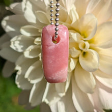 Lade das Bild in den Galerie-Viewer, Petalite heart pendulum pendant
