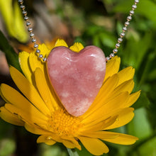 Indlæs billede til gallerivisning Petalite heart pendulum pendant
