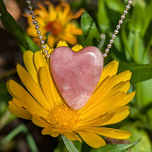 Indlæs billede til gallerivisning Petalite heart pendulum pendant
