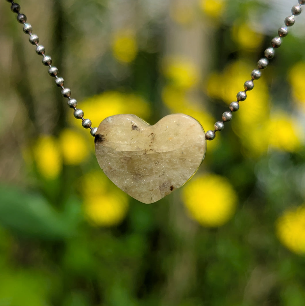 Hackmanite heart pendant
