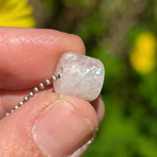 Indlæs billede til gallerivisning Morganite small barrel bead #1
