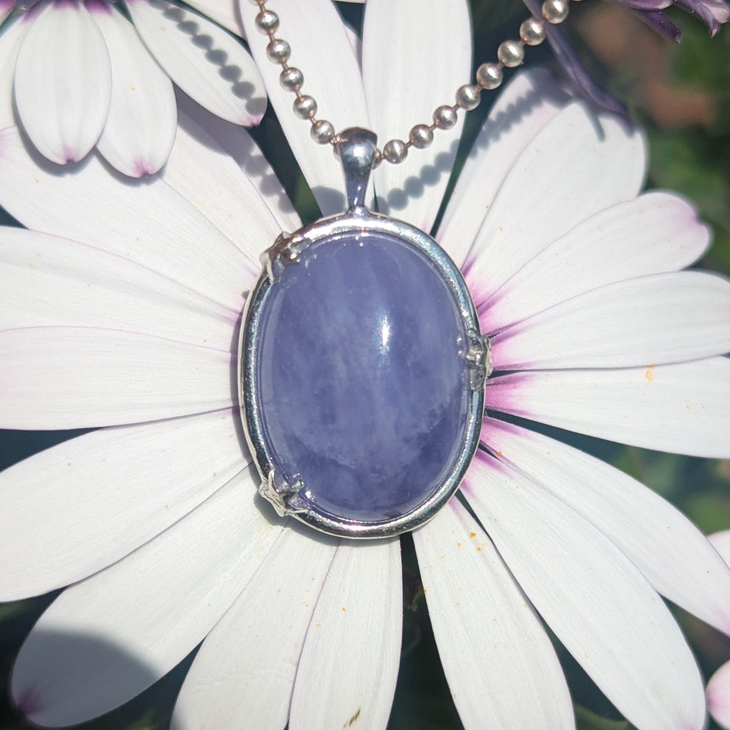 Hackmanite set in 925 silver star bezel