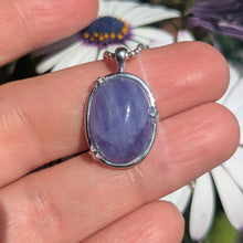 Indlæs billede til gallerivisning Hackmanite set in 925 silver star bezel

