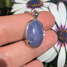 Indlæs billede til gallerivisning Hackmanite set in 925 silver star bezel
