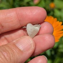 Indlæs billede til gallerivisning Libyan Desert Glass tiny heart pendant
