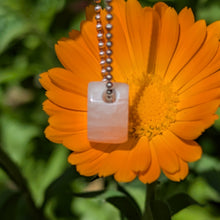 Indlæs billede til gallerivisning Belomorite Moonstone heart pendant

