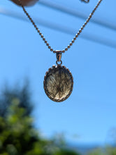 Indlæs billede til gallerivisning Forest Crystal in 925 silver bezel
