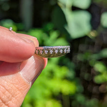 Indlæs billede til gallerivisning Forest Crystal in 925 silver bezel
