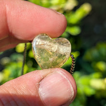 Indlæs billede til gallerivisning Citrine heart pendant

