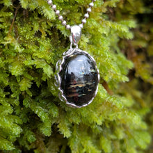 Ladda upp bild till gallerivisning, Nuummite in 925 silver bezel pendant #2
