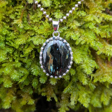 Ladda upp bild till gallerivisning, Nuummite in 925 silver bezel #3
