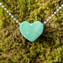 Ladda upp bild till gallerivisning, Variscite heart pendant

