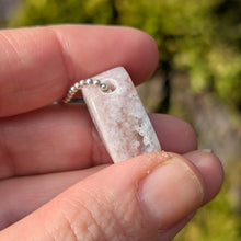 Ladda upp bild till gallerivisning, Pink Amethyst sparkly pendulum pendant
