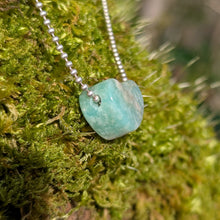 Ladda upp bild till gallerivisning, Amazonite heart pendant
