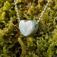 Ladda upp bild till gallerivisning, Amazonite heart pendant
