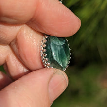 Ladda upp bild till gallerivisning, Hackmanite (Greenland) in 925 silver bezel
