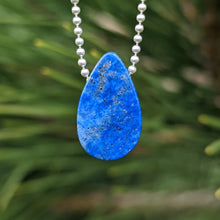 Ladda upp bild till gallerivisning, Lapis Lazuli raindrop pendant
